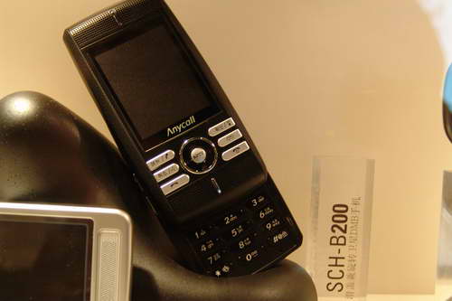 科技新紀(jì)元 2005年中國國際通信設(shè)備技術(shù)展三星產(chǎn)品秀回顧